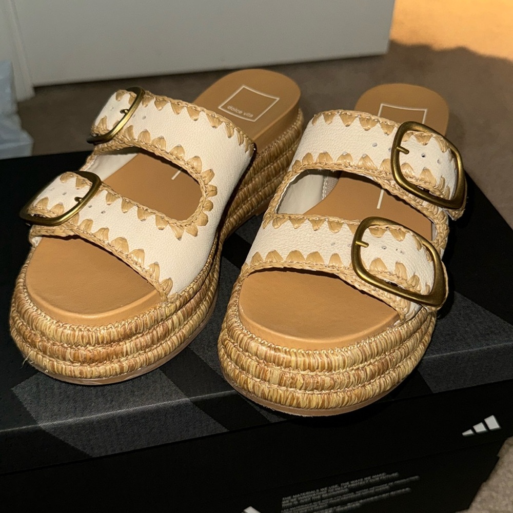 Dolce Vita espadrilles